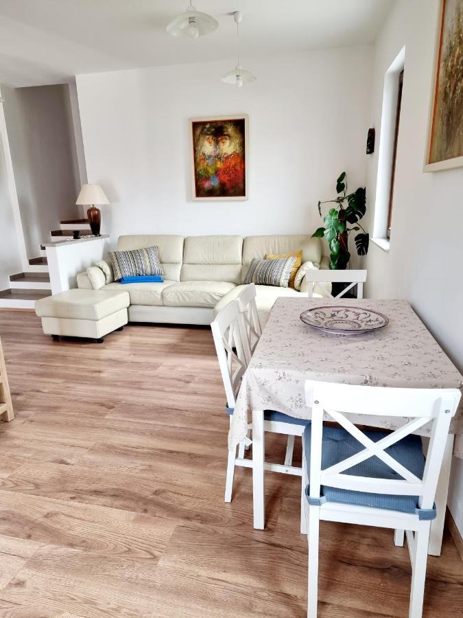 Appartamento Hisa Rozmarin Osp